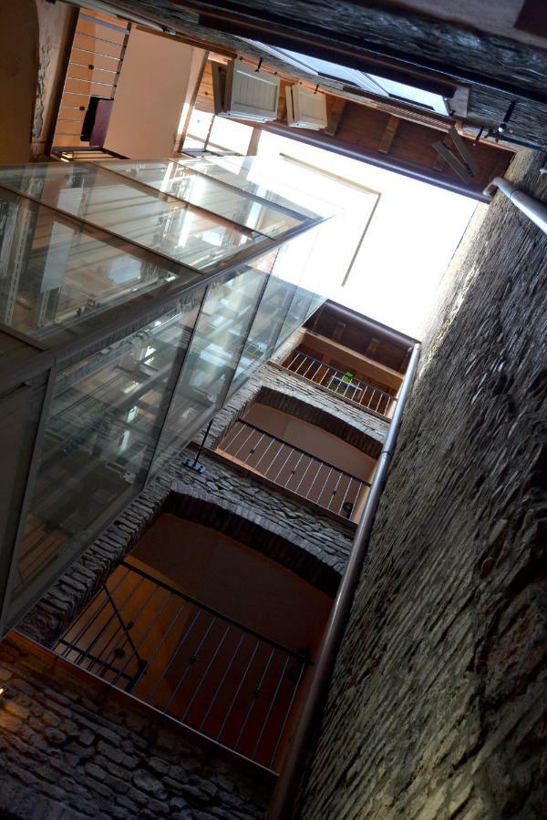 Apartamento Downtown In Parma Exterior foto